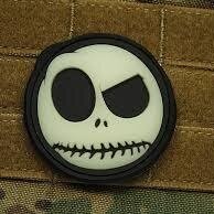 Пачове и велкро панели, аксесоари - Светеща Нашивка Big Nightmare Smiley