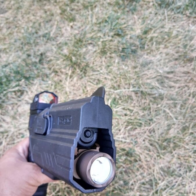 Кобури - Бедрен кобур за Glock17 с фенер - Cytac