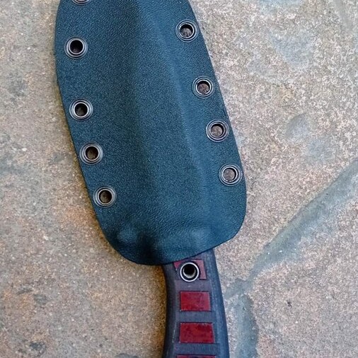 Фиксирано острие - Нож с Удебелено фиксирано острие F115